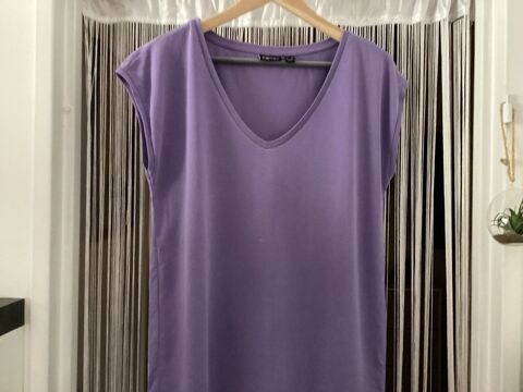 Tee shirt Neuf Lola Jones 12 Vincennes (94)