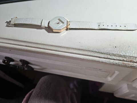 montre femme 10 Breny (02)