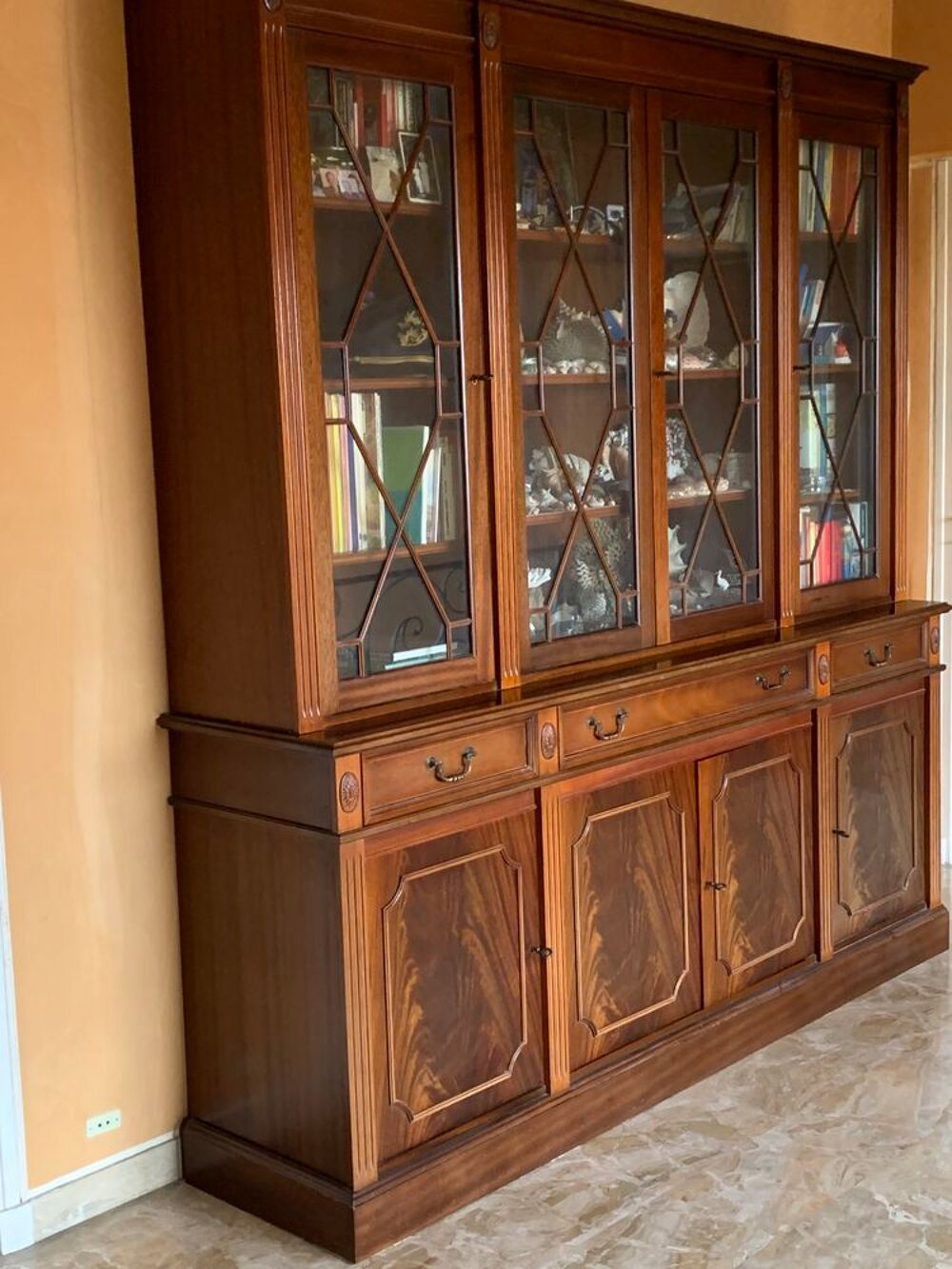 &Agrave; vendre Biblioth&egrave;que acajou style anglais 4portes Meubles