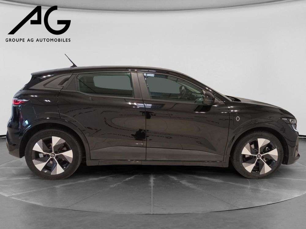 M&eacute;gane Megane E-Tech EV40 130ch standard charge Equilibre 2023 occasion 08000 Charleville-M&eacute;zi&egrave;res