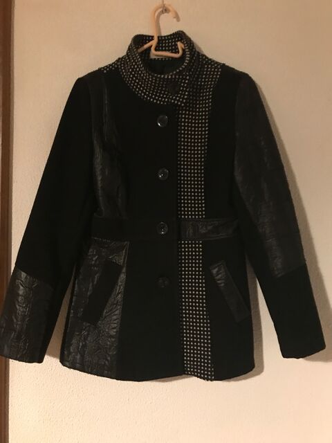 Manteau noir cintré 38 10 Châtelaillon-Plage (17)