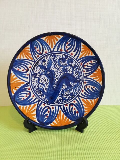 Assiette d�corative en c�ramique + Support de Pr�sentation 9 Roanne (42)