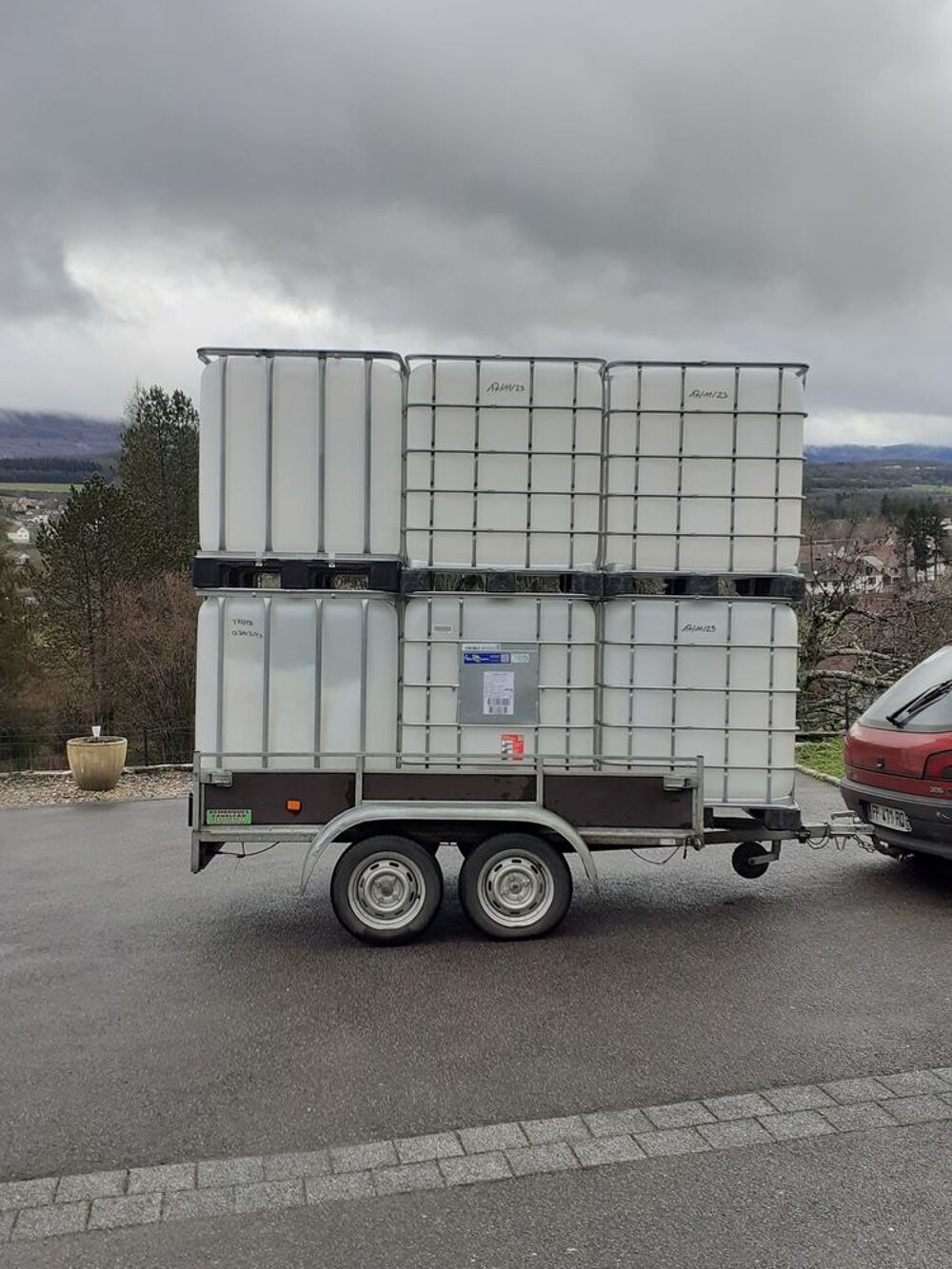 Cuve 1000 litres &eacute;tat neuf garantit alimentaire 
Jardin