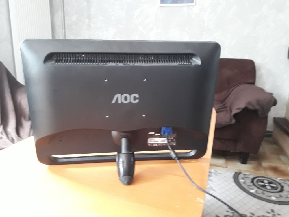  MONITEUR PC "AOC F22+ LCD 21.5" 16/9 Full HD" Matériel informatique