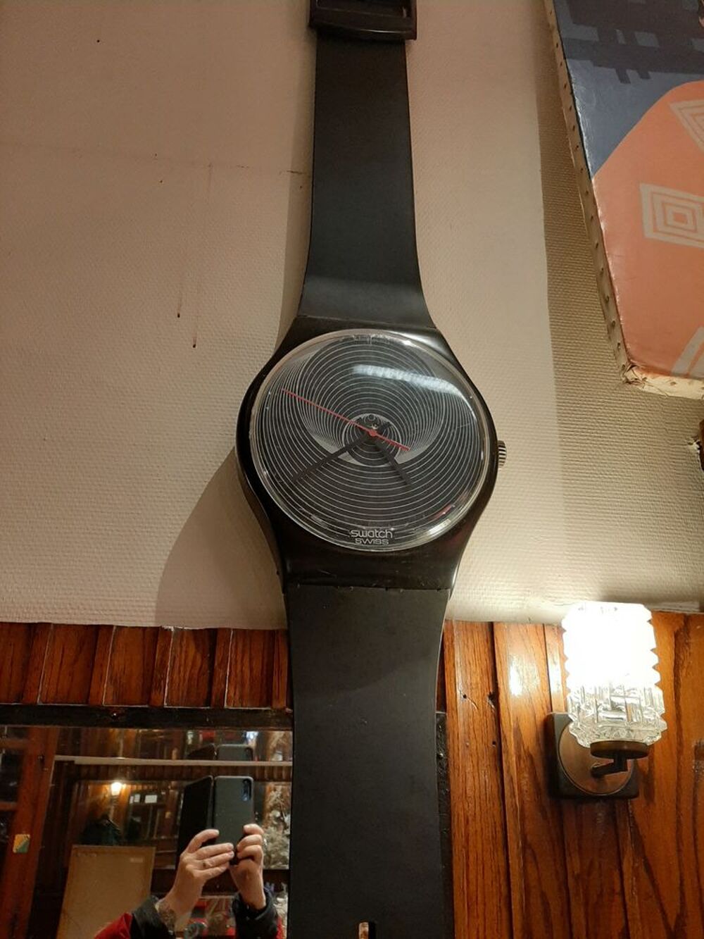 Montre swatch geante top