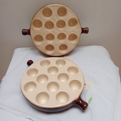 2 Poelons � escargots 12 petits puits c�ramique 11 Tarbes (65)