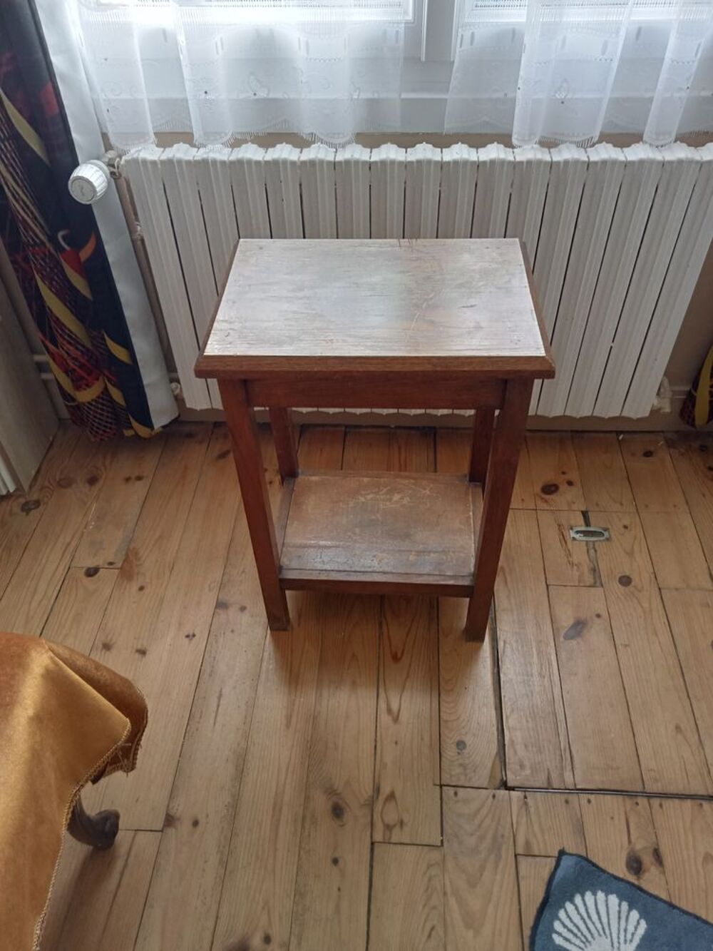 Petite table Meubles