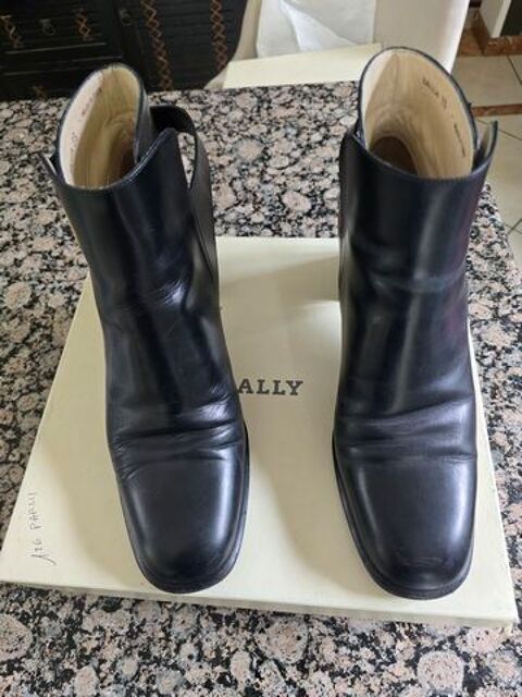 BOOTS BALLY 80 Mantes-la-Ville (78)