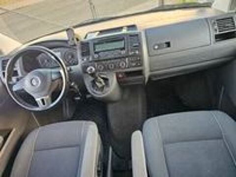 MULTIVAN 2.0 TDI 114 FAP BlueMotion Confortline Court (7 CV) 2011 occasion 69001 Lyon