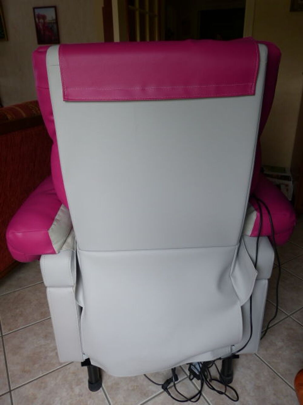 FAUTEUIL RELAXANT ELECTRIQUE 2 MOTEURS Meubles