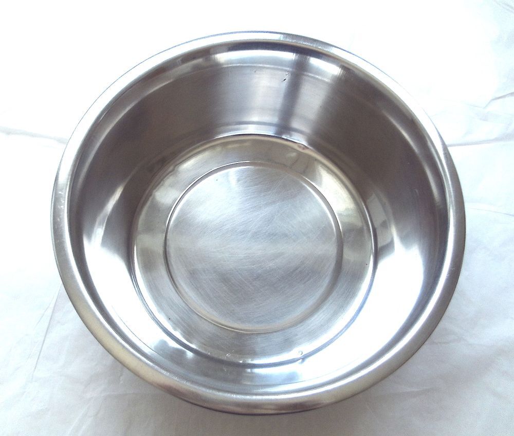   Gamelle pour chien en inox (25 cm de diam�tre) 
