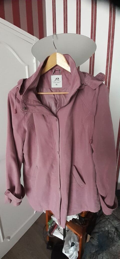 Imperméable parme 20 Saint-Etienne (42)