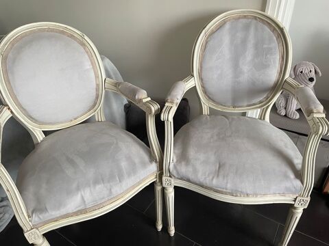 Paire de cabriolets style Louis XVI 140 Paris 11 (75)