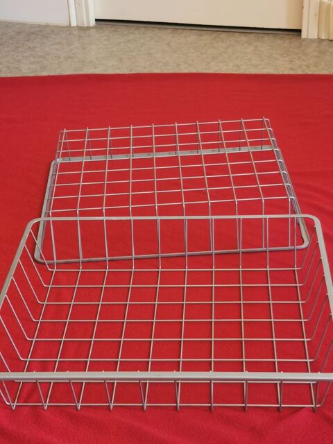10 PANIERS DE RANGEMENT 42 EUROS  OU BIEN VENDU A L'UNITE
Draveil (91)