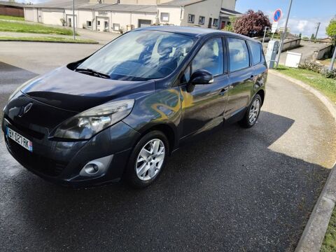 Renault Grand Sc&eacute;nic III dCi 130 FAP eco2 Dynamique Energy 5 pl 2011 occasion Mas-Grenier 82600