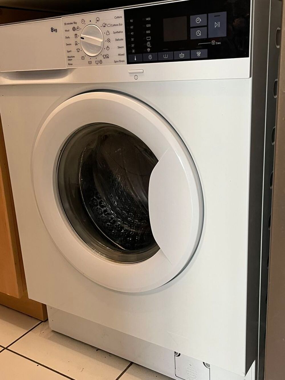 Machine &agrave; laver - Lave linge int&eacute;gr&eacute; Electroménager