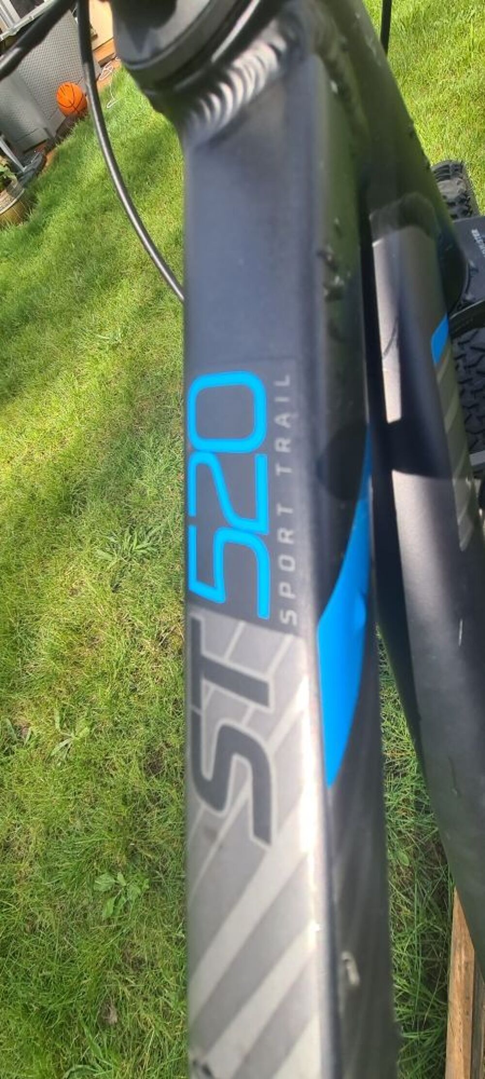 VTT ROCKRIDER ST520 27.5" Vélos