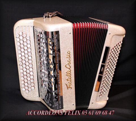 ACCORDEON FRATELLI CROSIO TYPE STAR 6 BOTE DE RESONANCE. 3500 Mazres (09)