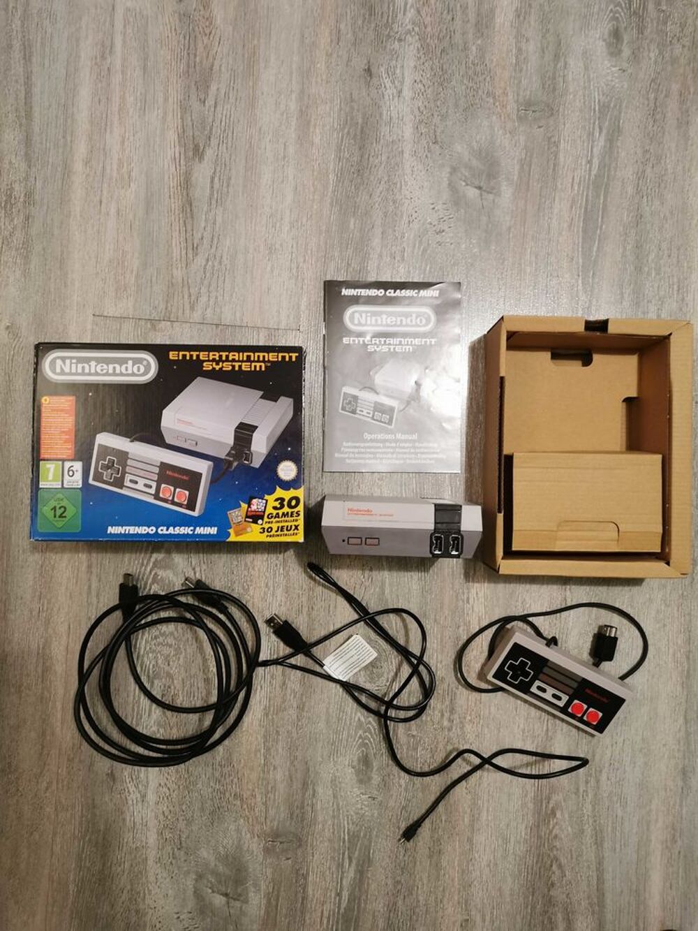 Nintendo Nes Classic Mini 30 jeux d'origine soit 170 jeux au total Consoles et jeux vidéos
