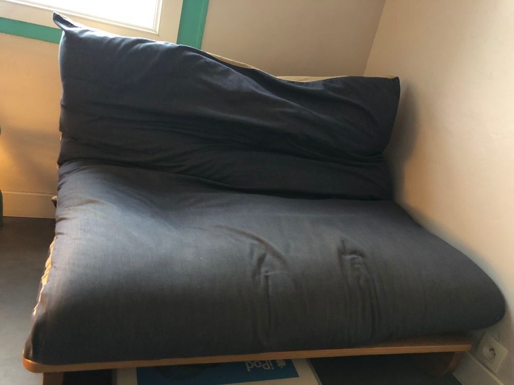 Canap&eacute; futon Meubles