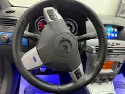 Astra GTC 2.0 T - 240 OPC 2006 occasion 69120 Vaulx-en-Velin