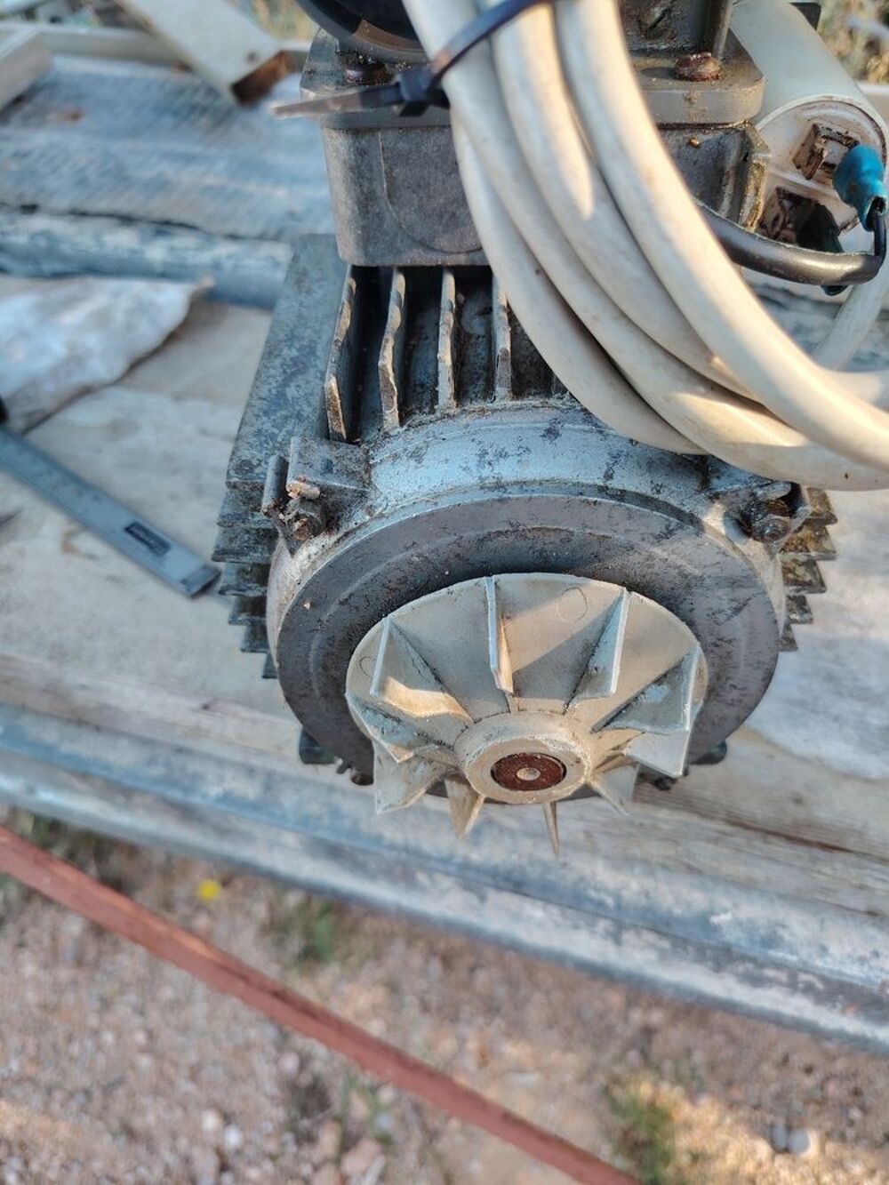 moteur electrique betonniere leroy somer 220v Bricolage
