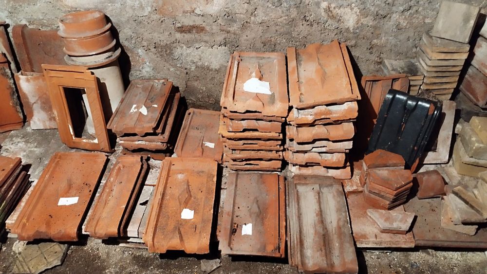 Briques,tuiles,carreaux, fa&icirc;ti&egrave;re. perrusson xx&egrave;me Bricolage