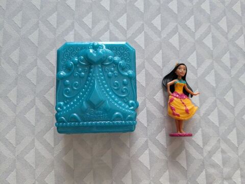 Figurine Disney Pocahontas 2 Aurillac (15)