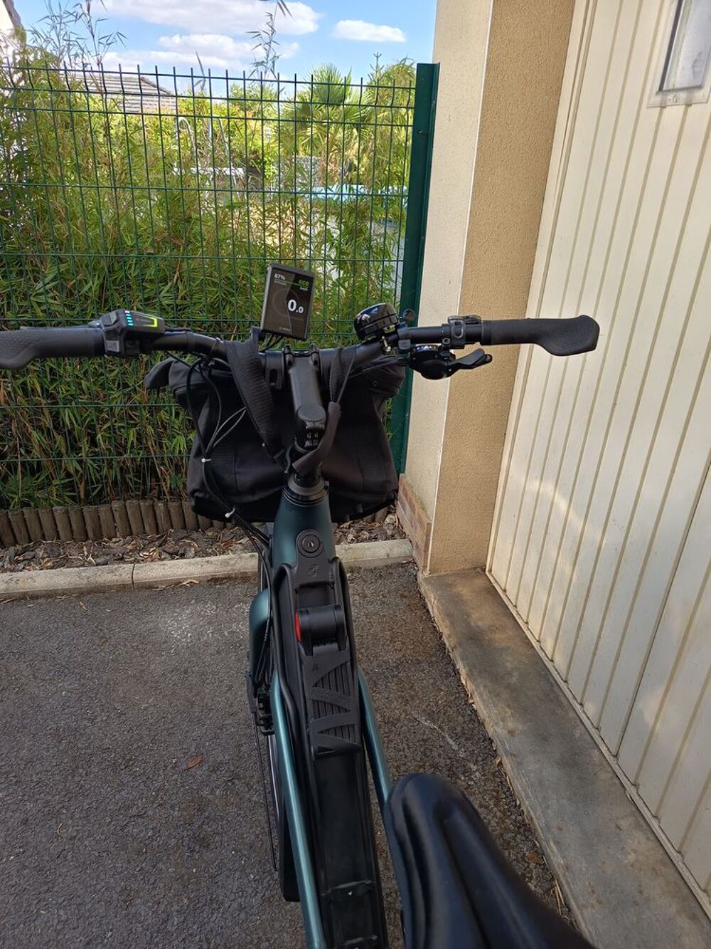 V&eacute;lo &eacute;lectrique cargo LONGTAIL HYBRID 800 CUBE Biplace Vélos