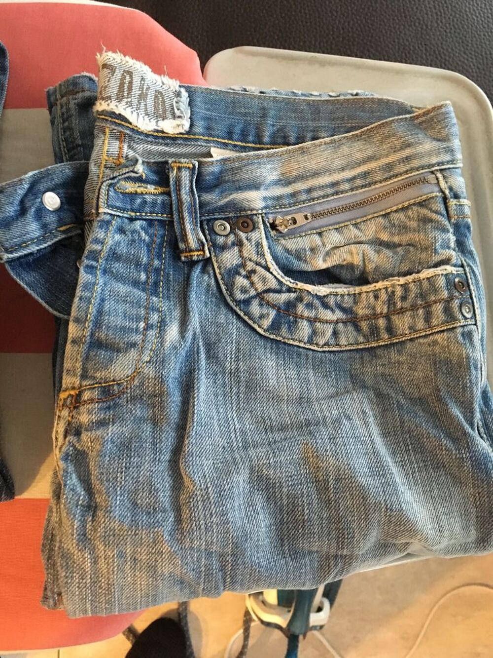 Jeans YTZAKA Vêtements