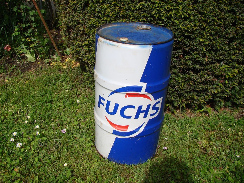 F&ucirc;t / bidon m&eacute;tallique Fuchs 60 litres Bricolage