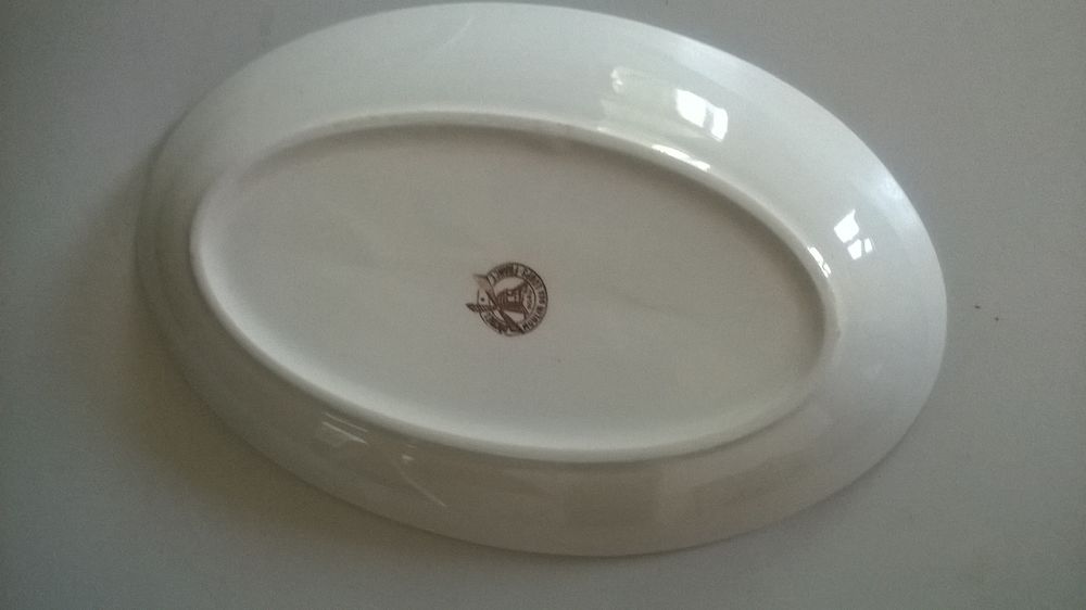 Plat
Marque Moulin Des Loups
Excellent etat
En c&eacute;ramique
Cuisine