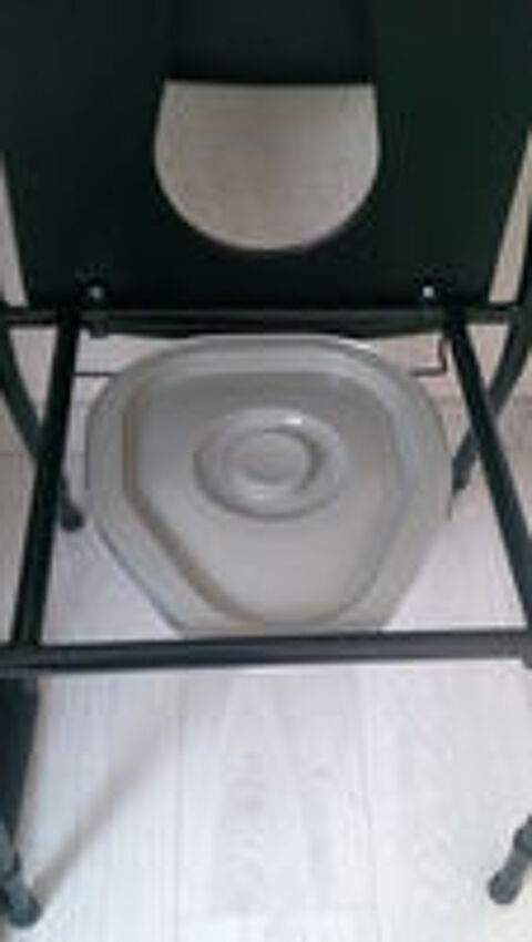   Fauteuil garde-robe 