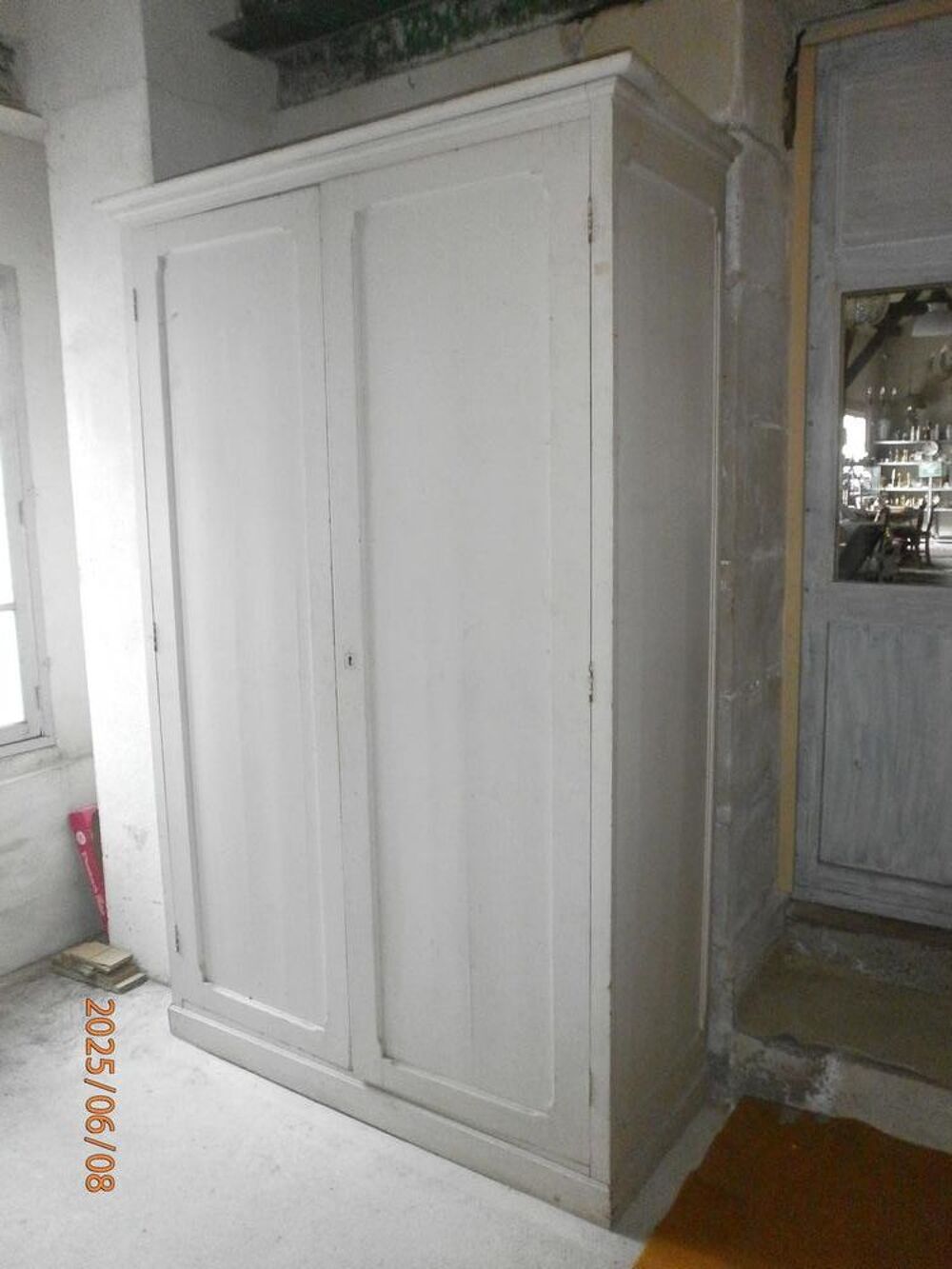 Armoire parisienne Meubles