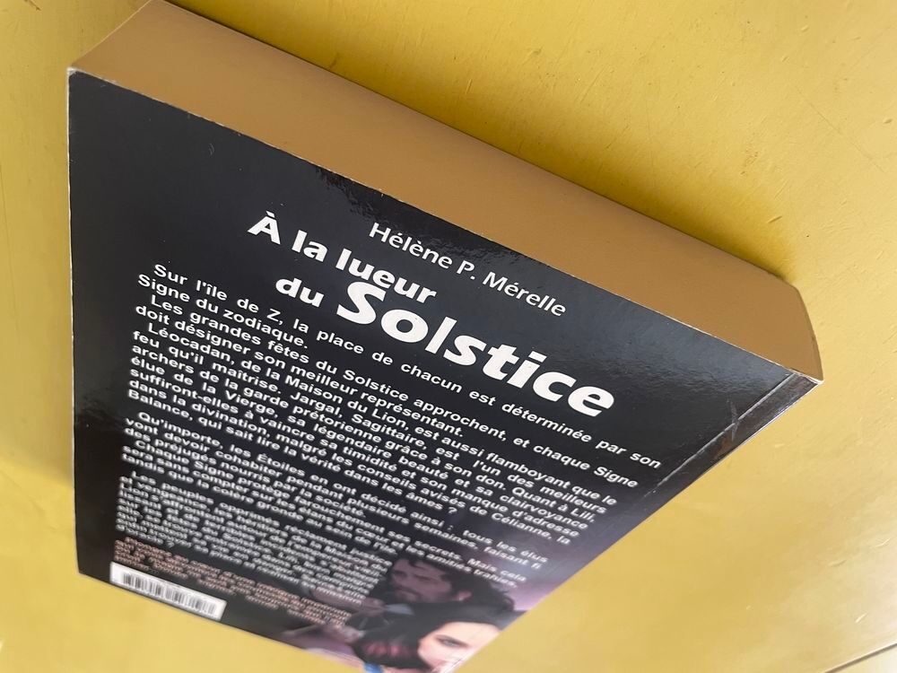 Livre A La Lueur Du Solstice - M&eacute;relle H&eacute;l&egrave;ne P Livres et BD