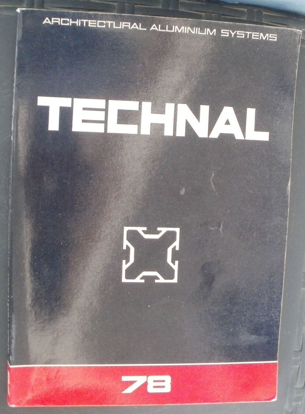  Catalogue TECHNAL. Architectural Aluminium Systems.?78 Livres et BD