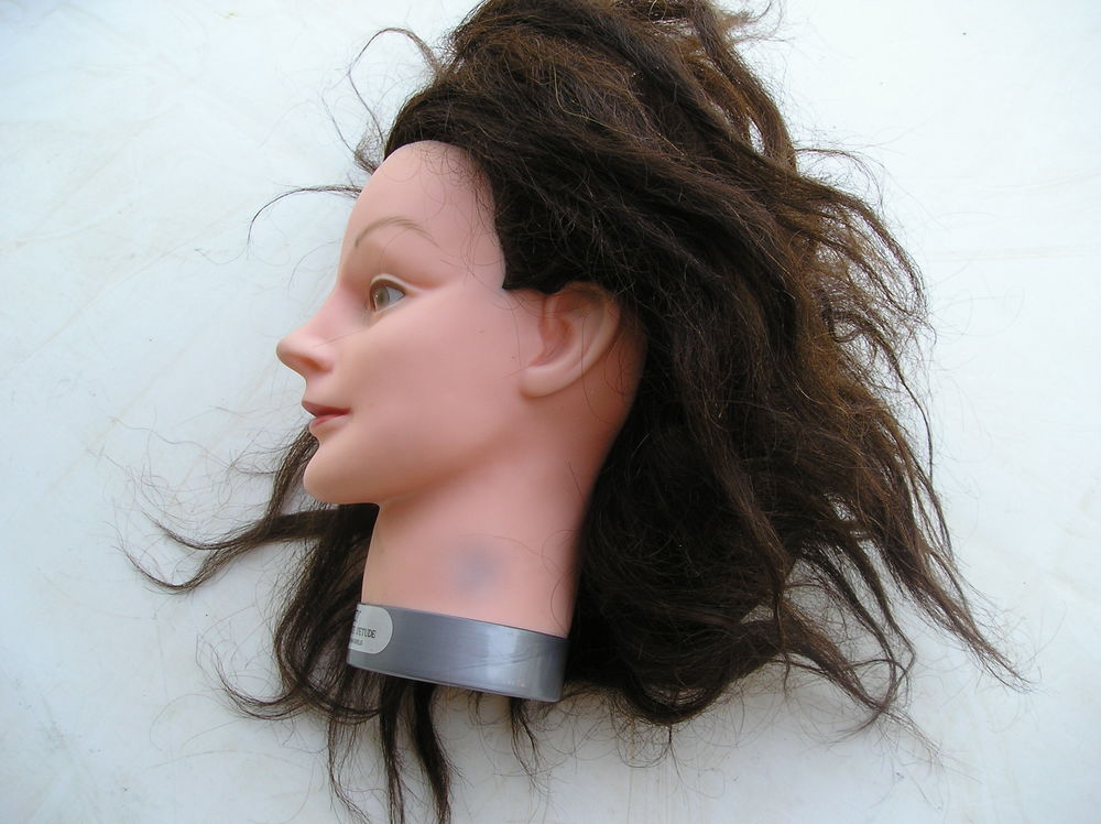 T&ecirc;te &agrave; coiffer ? femme - mod&egrave;le SUZY
