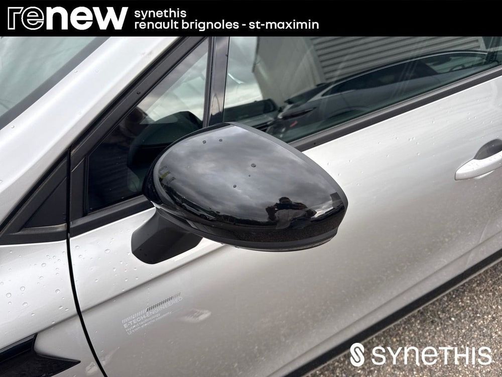 Clio V Clio E-Tech full hybrid 145 Engineered 2023 occasion 83170 Brignoles