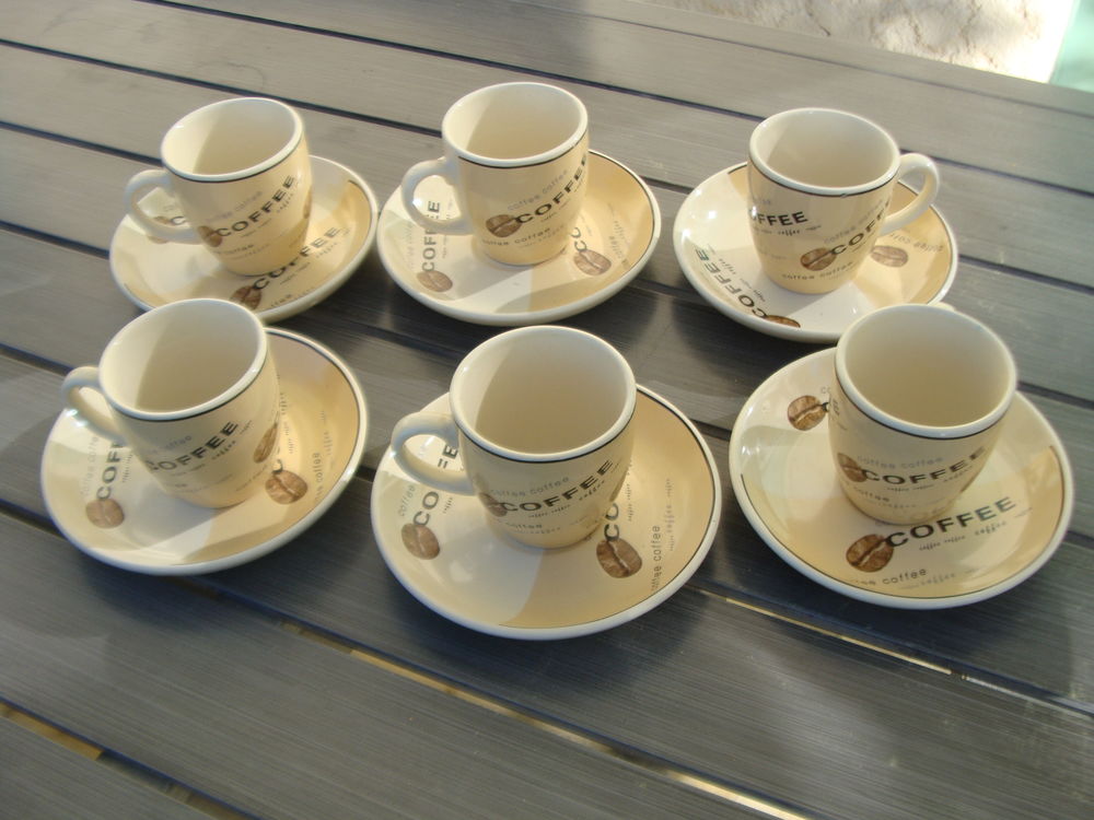 service &agrave; caf&eacute; Décoration