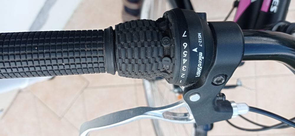 V&eacute;lo VTC femme
Vélos
