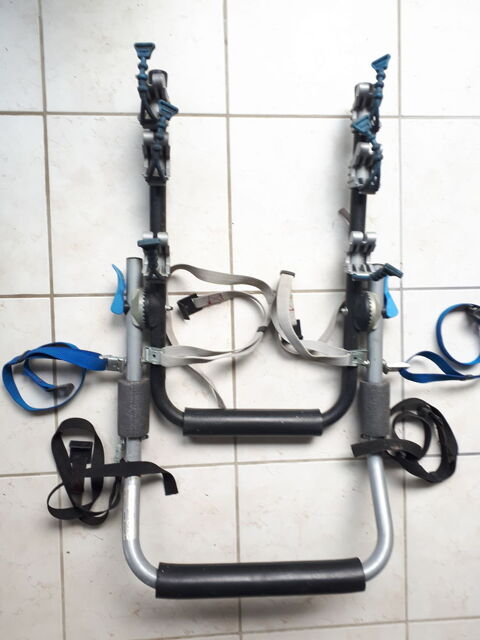 Pi&egrave;ces et &eacute;quipements Voiture Pi&egrave;ces et &eacute;quipements Voiture  occasion Montigny-Lencoup 77520