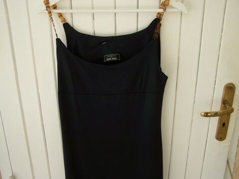jolie robe noire -habille - infroissable- Tail: 40 Naf Naf  6 Dieppe (76)