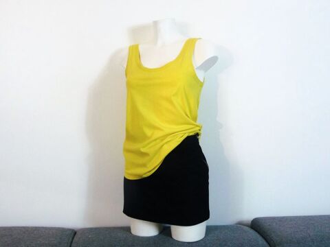 Top/ Tee Shirt/ D�bardeur Jaune sans manches- Promod 10 Paris 15 (75)
