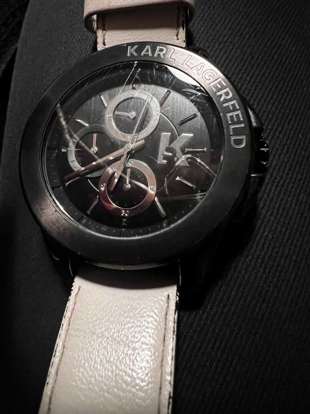 montre karl Lagerfeld Bijoux et montres