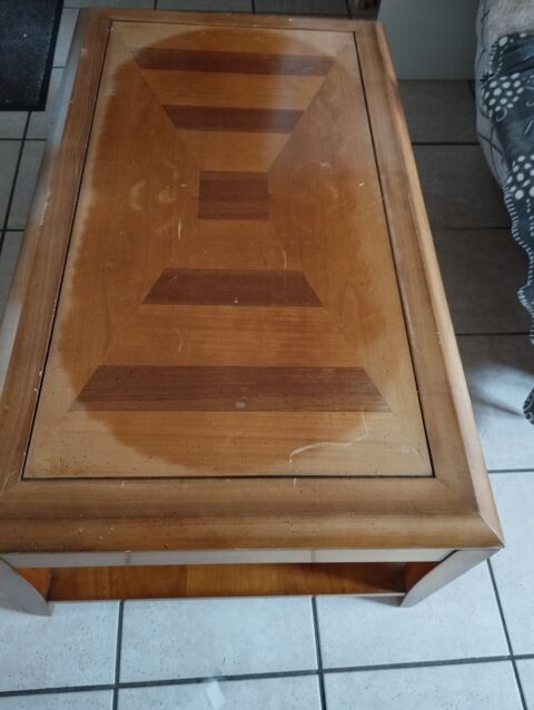 Table basse en bois avec motif gomtrique 10 Louviers (27)