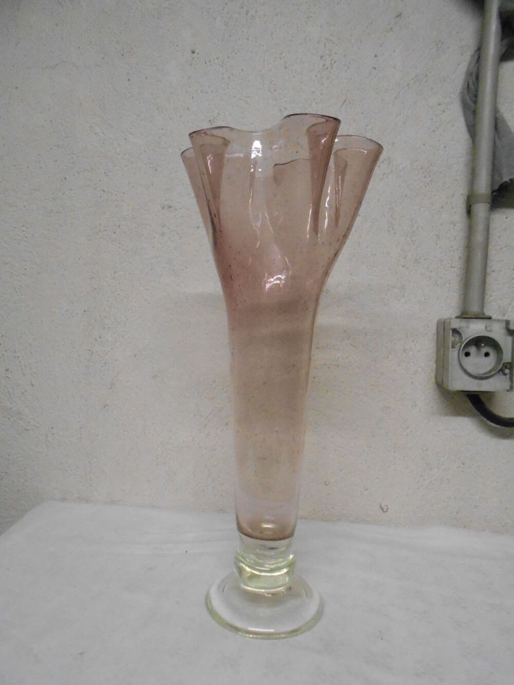 Vase en verre souffl&eacute; Dcoration
