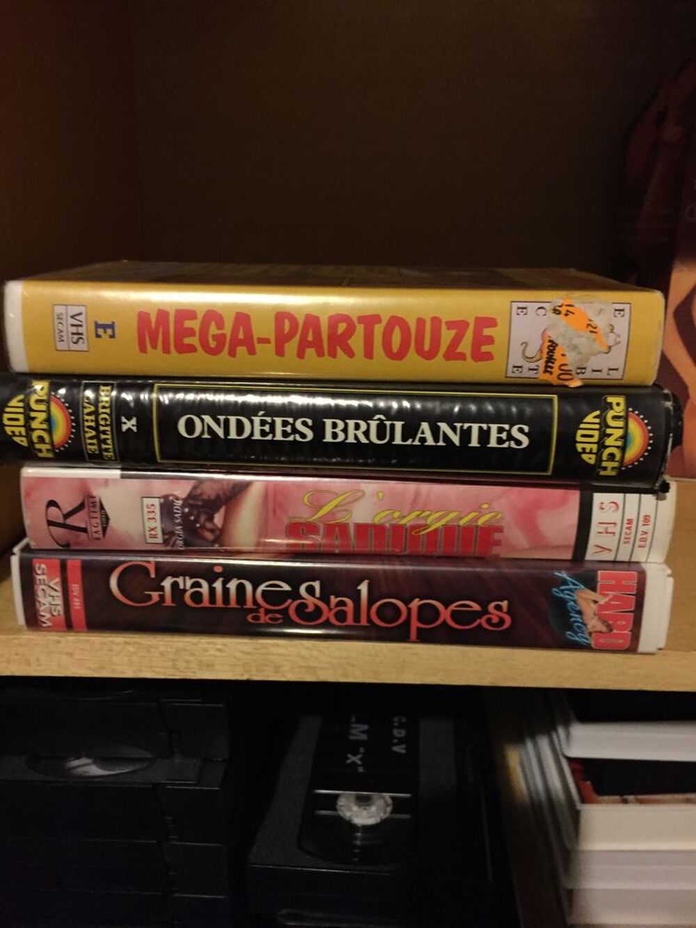 VHS et DVD pour adultes DVD et blu-ray
