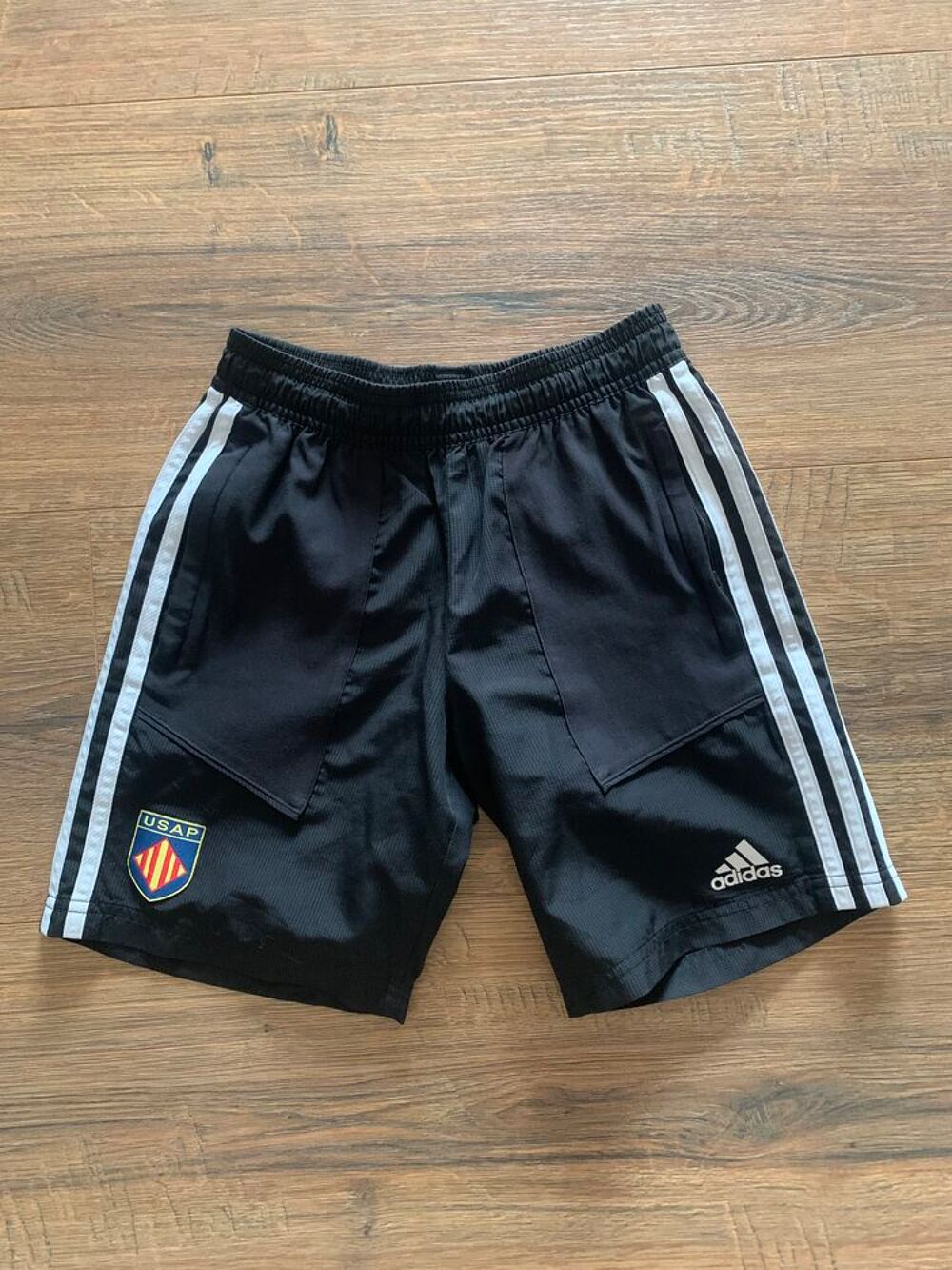 Short enfant gar&ccedil;on Adidas " USAP " Vêtements enfants