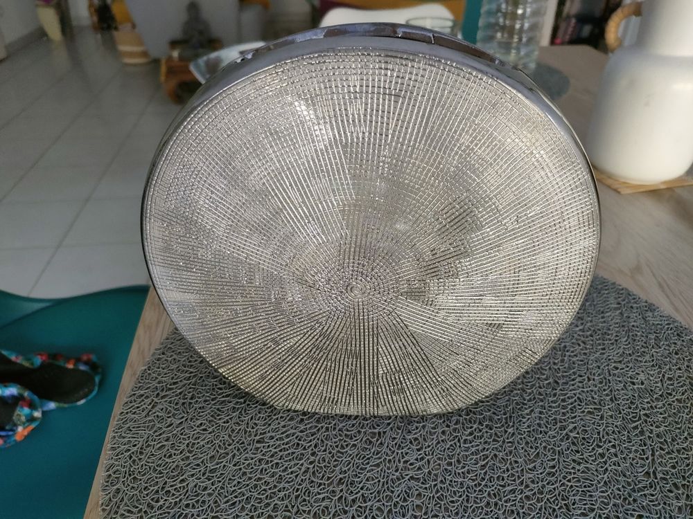 VASE aspect argent&eacute; Décoration