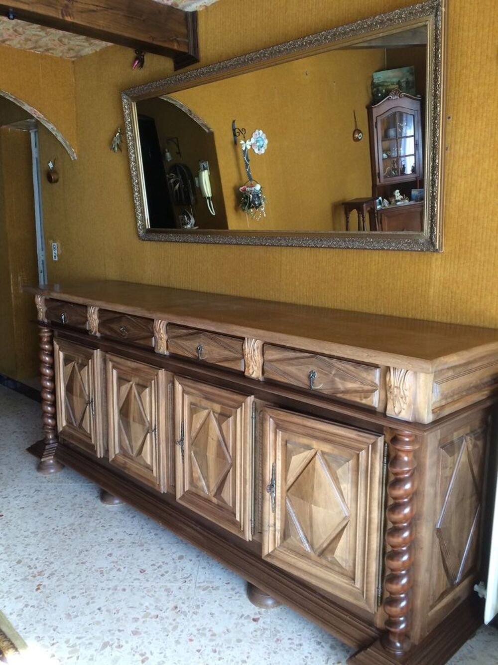 SALLE A MANGER Meubles